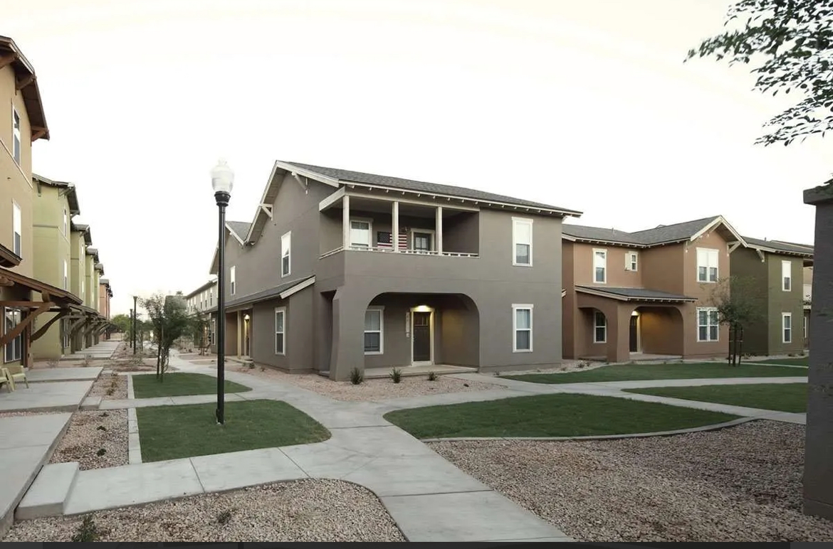 Lease take over redpoint tempe