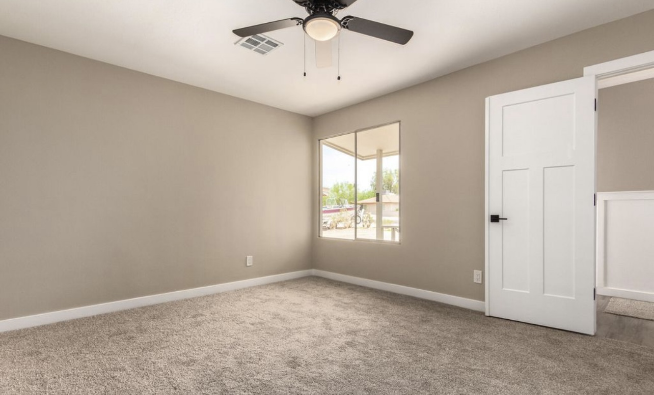 House sublease | ASU WEST | GLENDALE | private bedroom with shared bath
