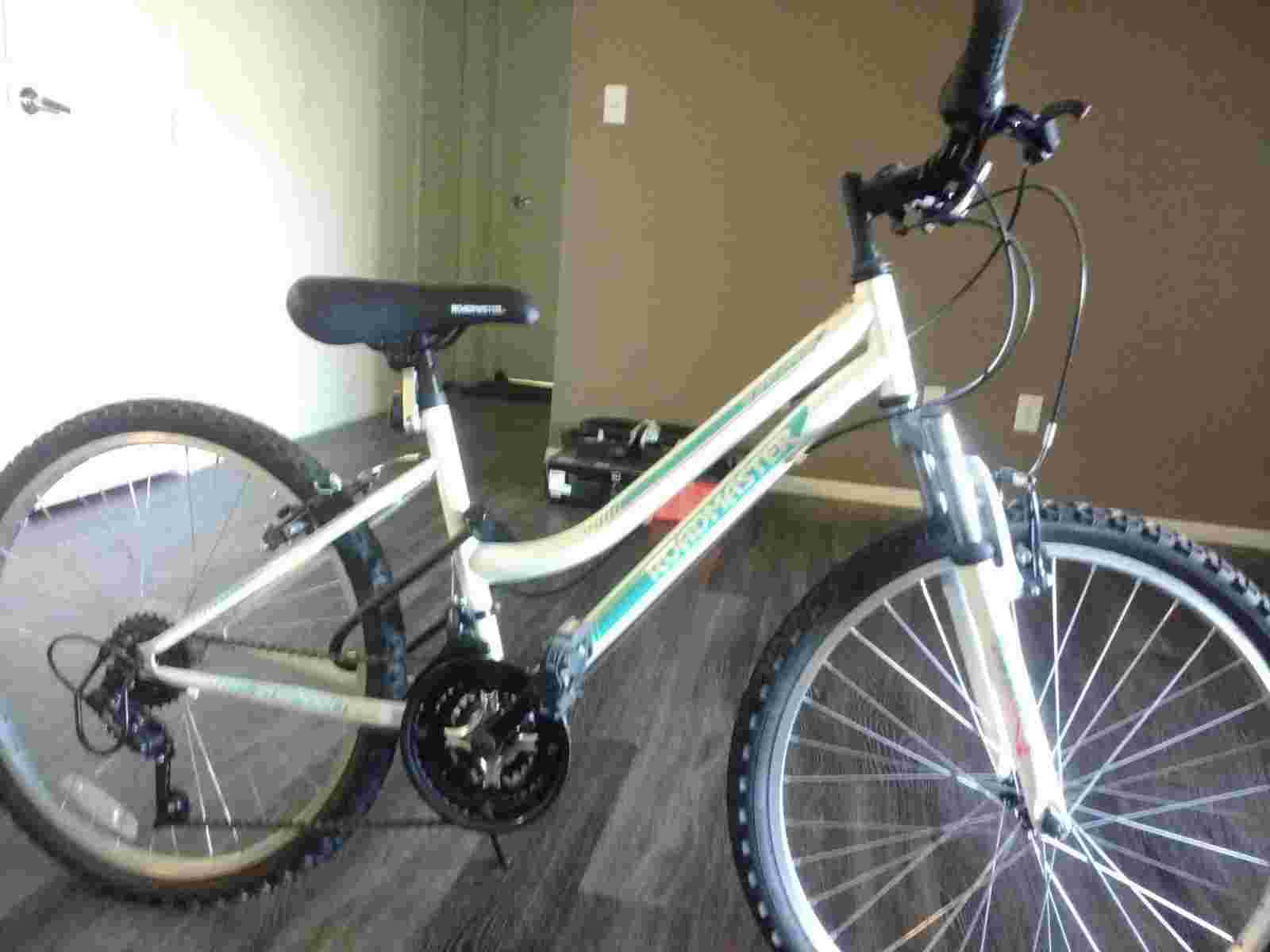 24 inch bicycle with U lock for Female