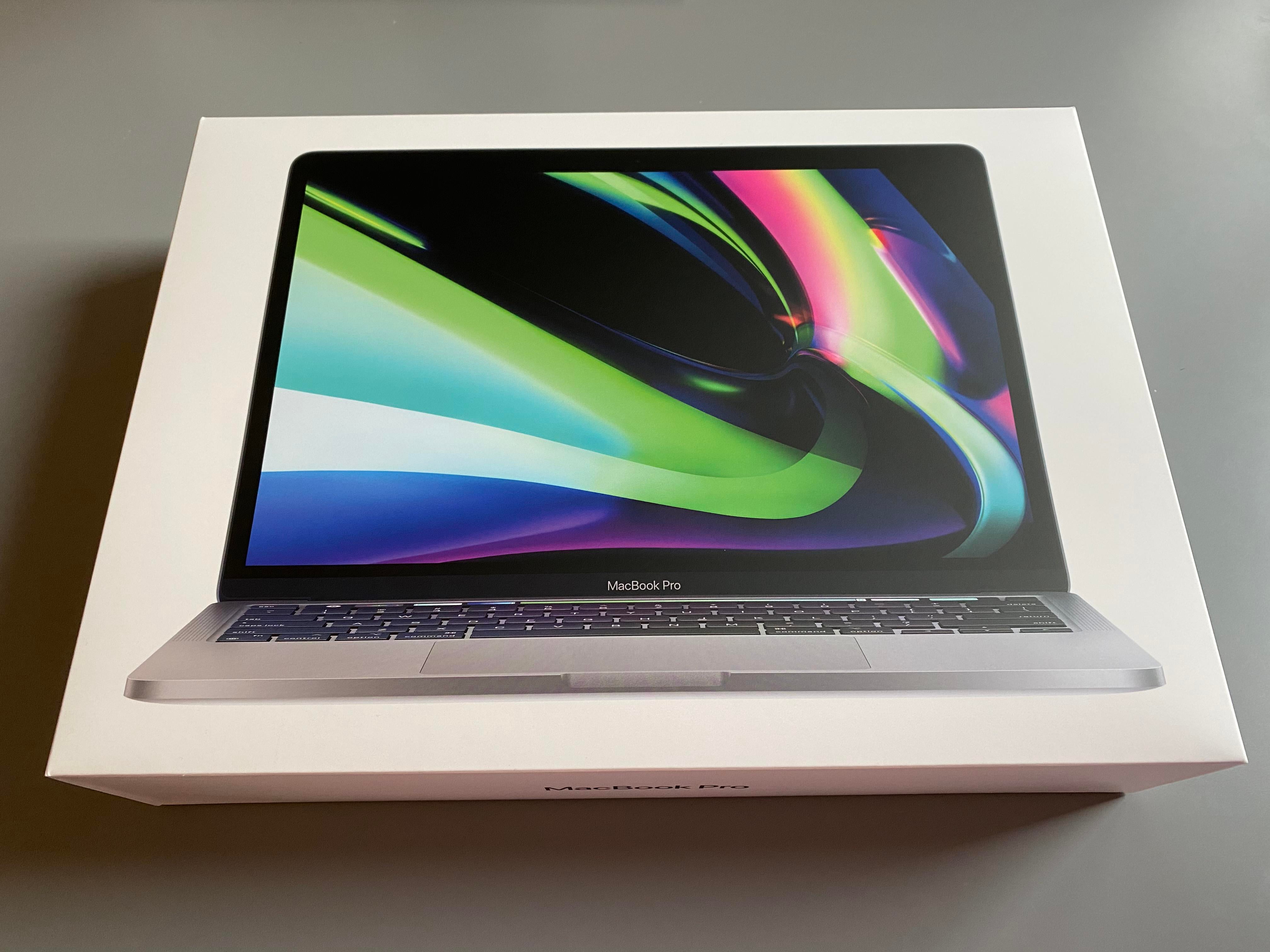 *NEW* MacBook Pro 13.3" Laptop - Apple M1 chip - 512GB SSD (2021 Model) - Space Gray