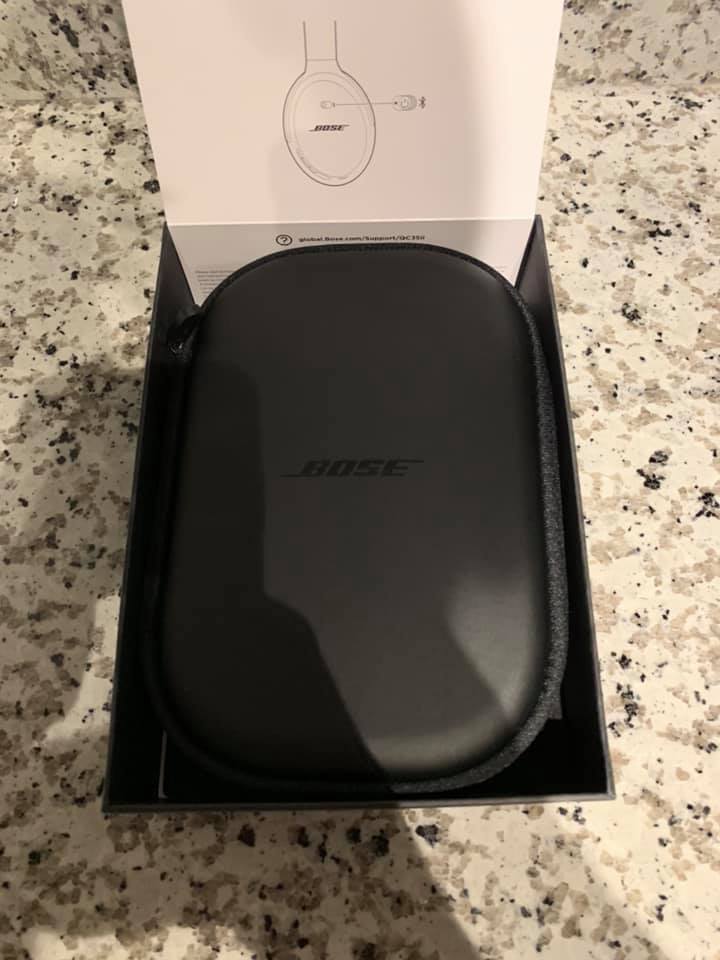 Like New Bose QuietComfort QC35II