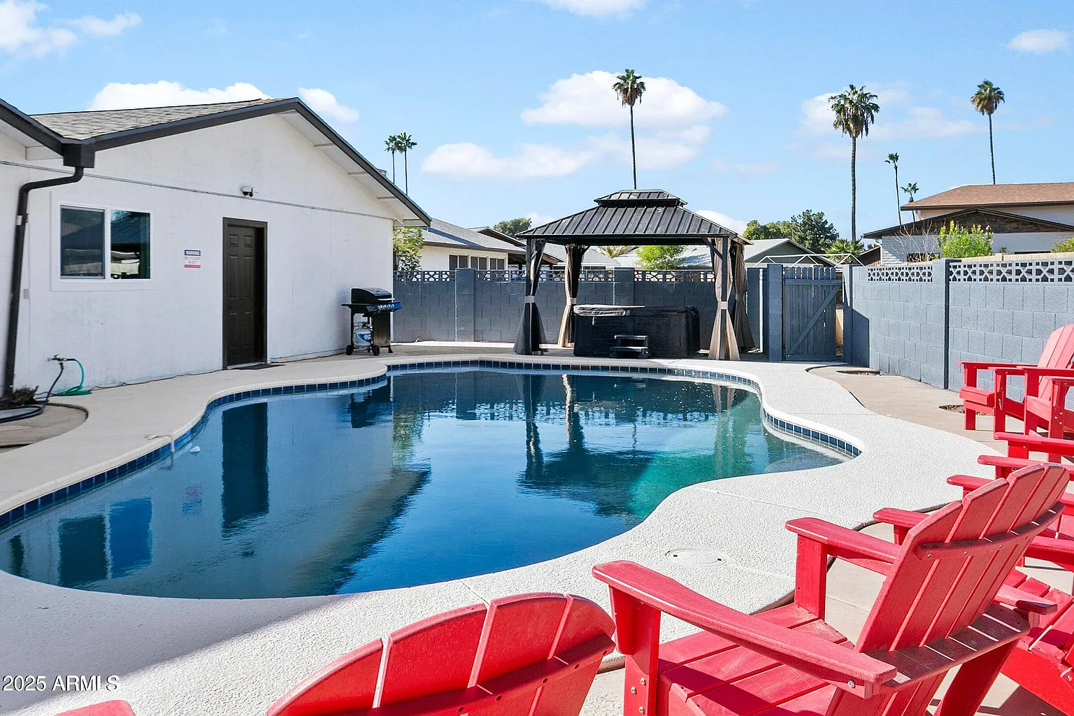 Private Furnished Rooms for Rent Near ASU Pool, Jacuzzi, Gym & Fully Furnished